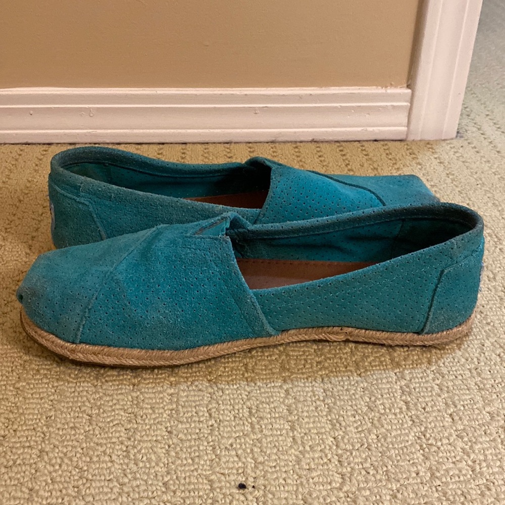 Turquoise Fabric Toms